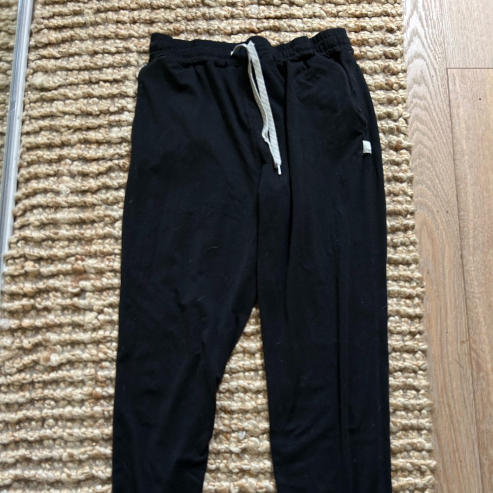 Vuori performance jogger, black size small